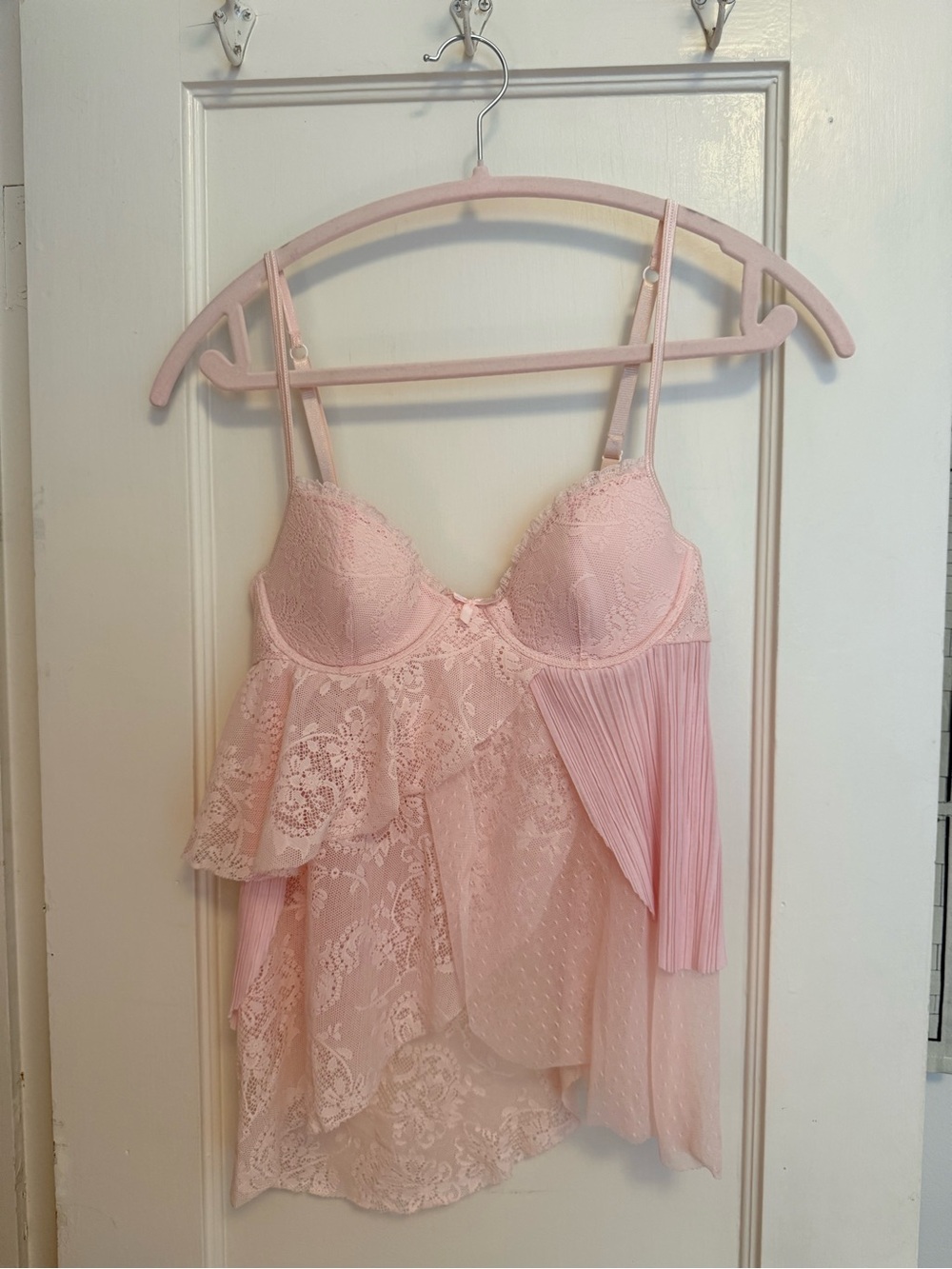 Victoria's Secret Light Pink Lace & Pleated Chemise